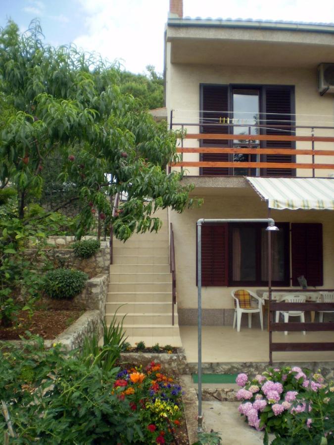 Apartments With A Parking Space Mavarstica, Ciovo - 12435 트로기르 외부 사진
